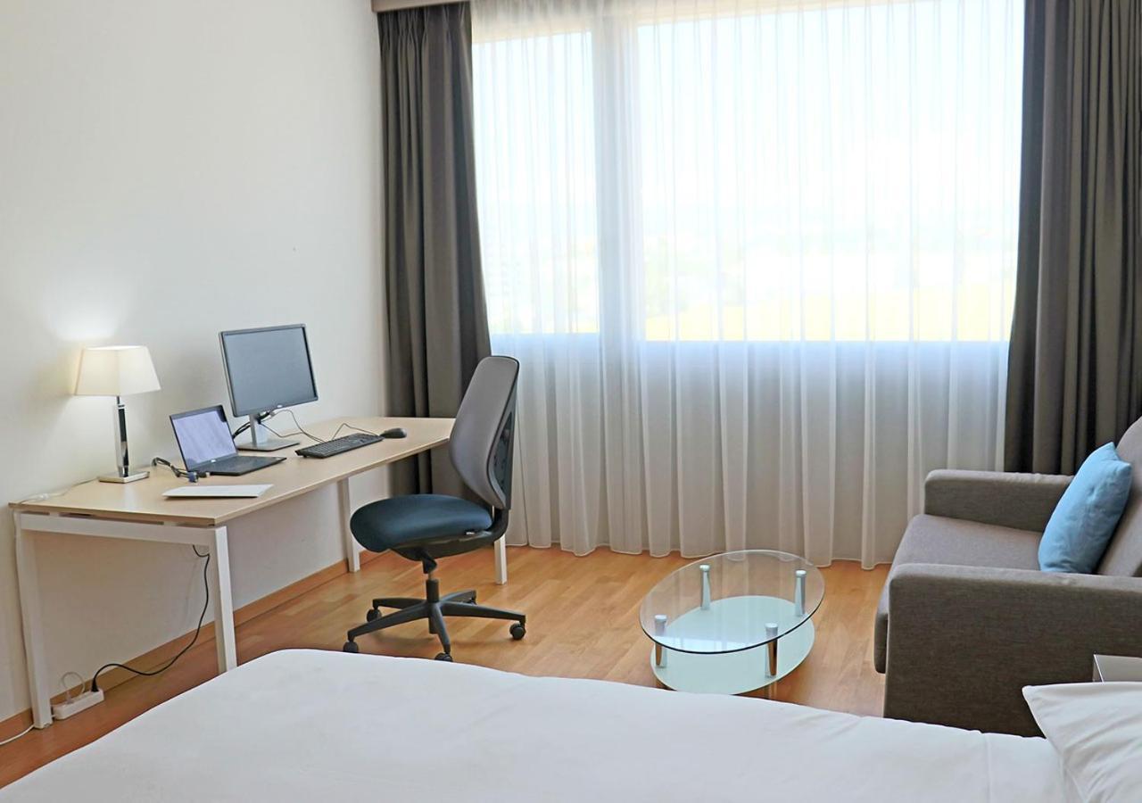 Discovery Hotel 3* Superior Crissier Luaran gambar