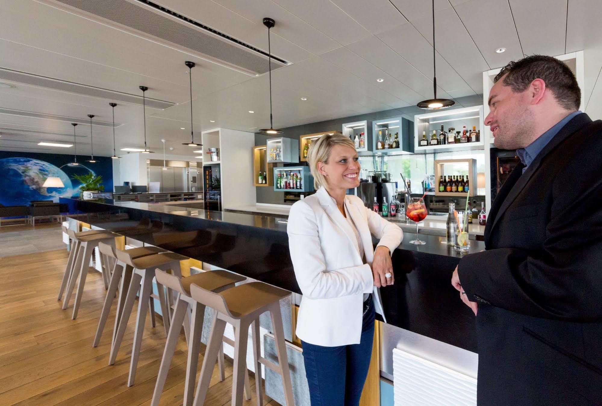 Discovery Hotel 3* Superior Crissier Luaran gambar