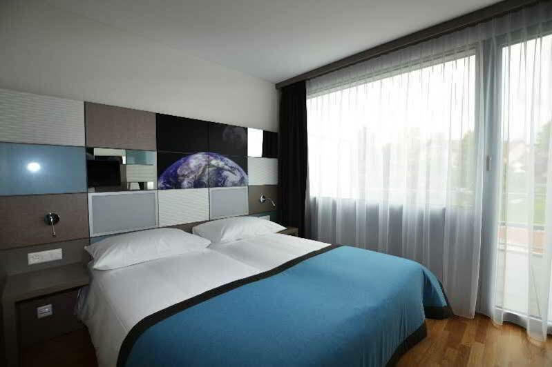 Discovery Hotel 3* Superior Crissier Luaran gambar